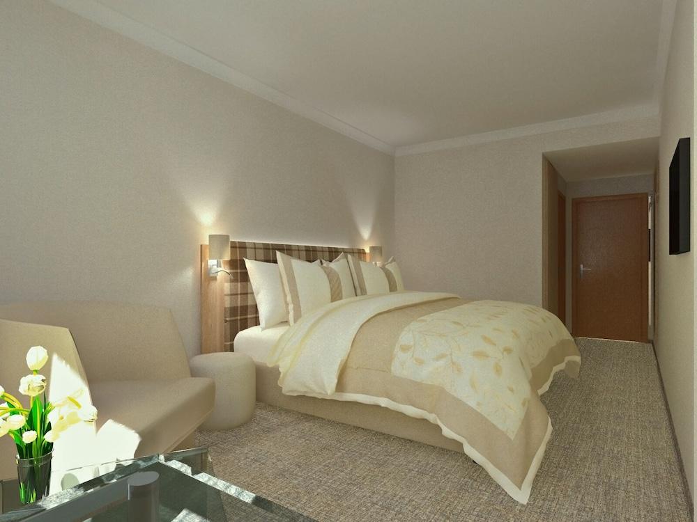 Hotel Aqua Warna