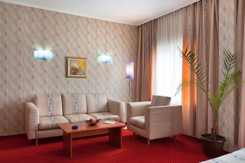 Hotel Aqua 4*
